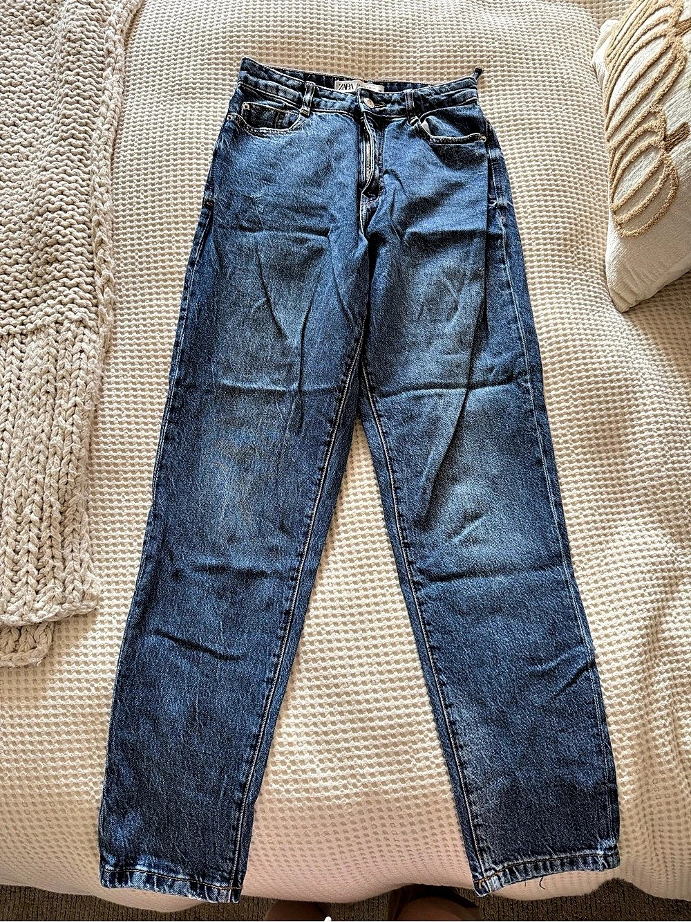 ZARA Straight Leg Blue Jeans